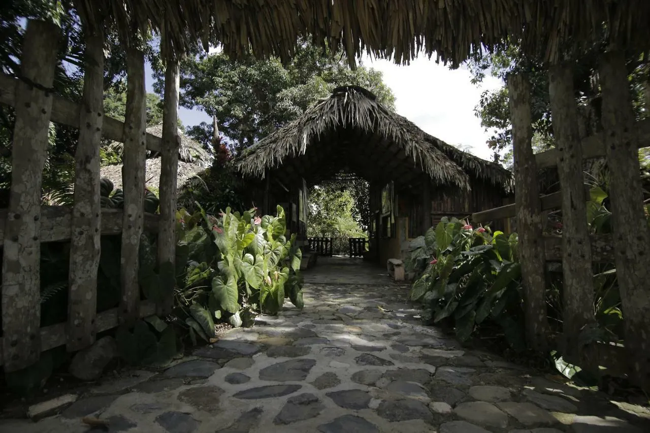 Country house Rancho Don Lulu Guest House San Francisco de Macoris